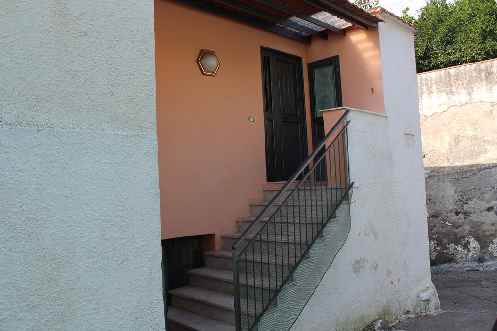 Anvi Apartment Pollena Trocchia Esterno foto